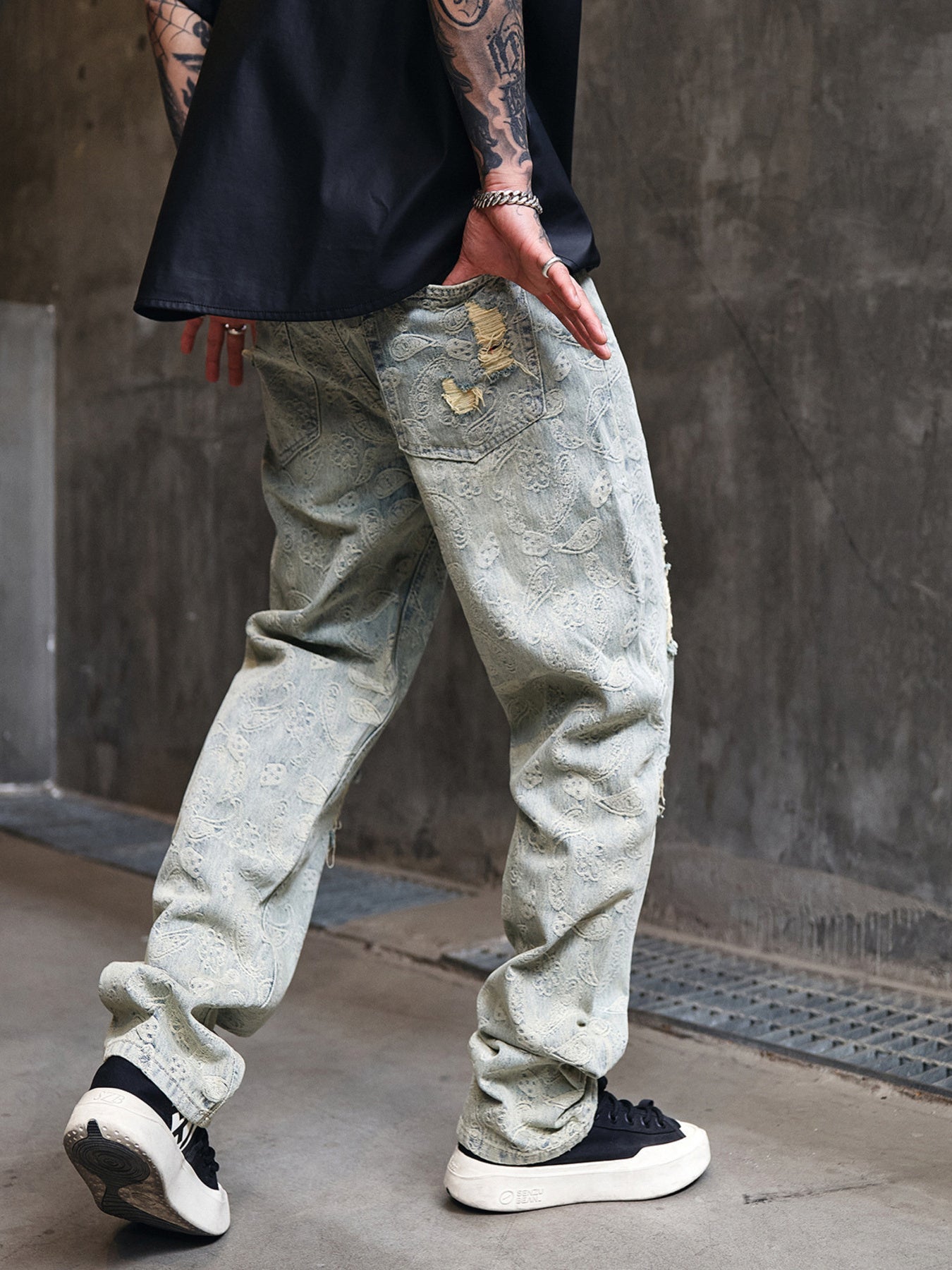 Men's Full Size Distressed Wide-Leg Jeans Plus Size