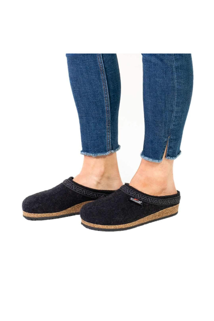Stegmann Women's Original 108 Wool Clog - American (Medium) Fit