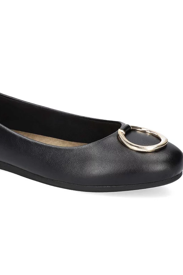 Easy Street Dia Ballet Flats