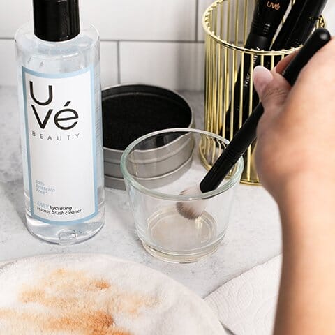 EASY - Instant Makeup Brush Cleaner with Conditioner