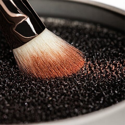 Shadow Swap - Makeup Brush Color Remover
