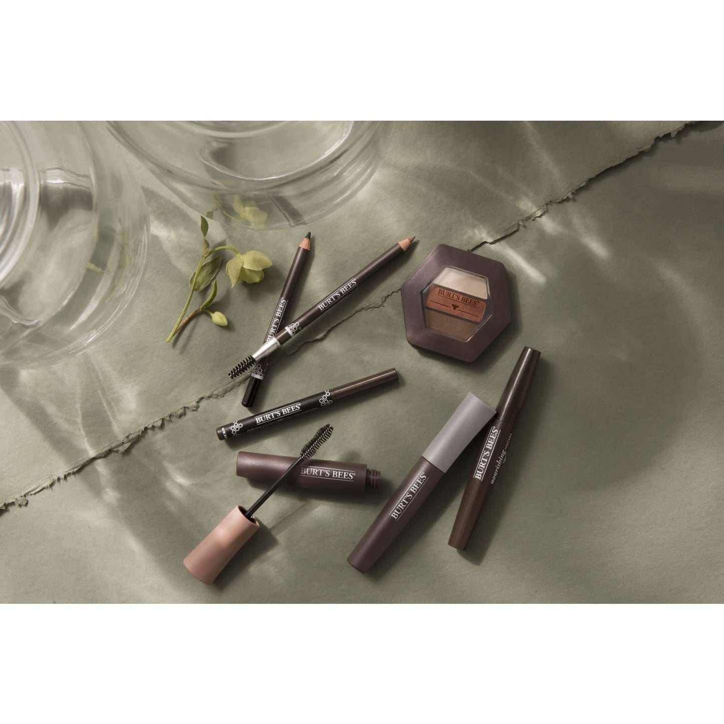 BURTS BEES All Aflutter Instant Volumizing Mascara