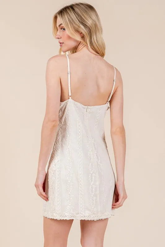 GeeGee Lace Detail Adjustable Strap Mini Cami Dress
