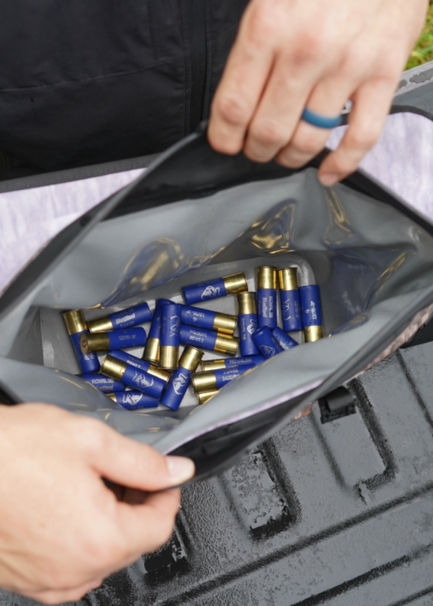 PRE-ORDER - Mossy Oak - Auto-Sealing, Waterproof, Floating, Scent Proof Day-Pack Cooler