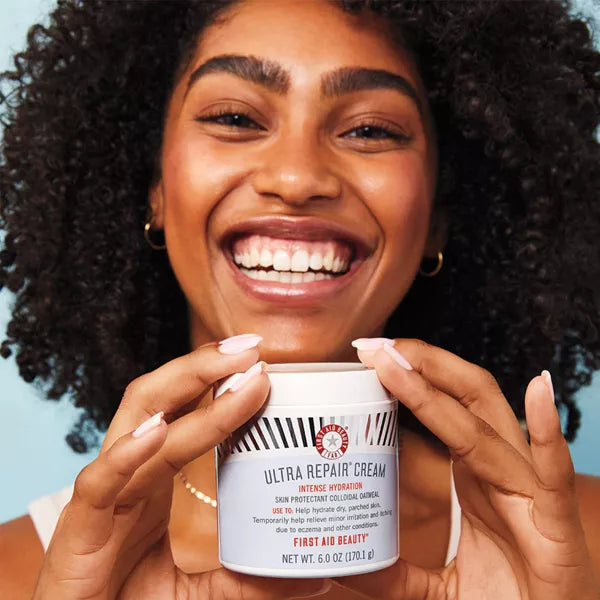 FIRST AID BEAUTY Ultra Repair Cream
