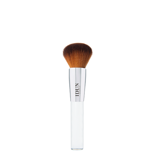 KABUKI BRUSH