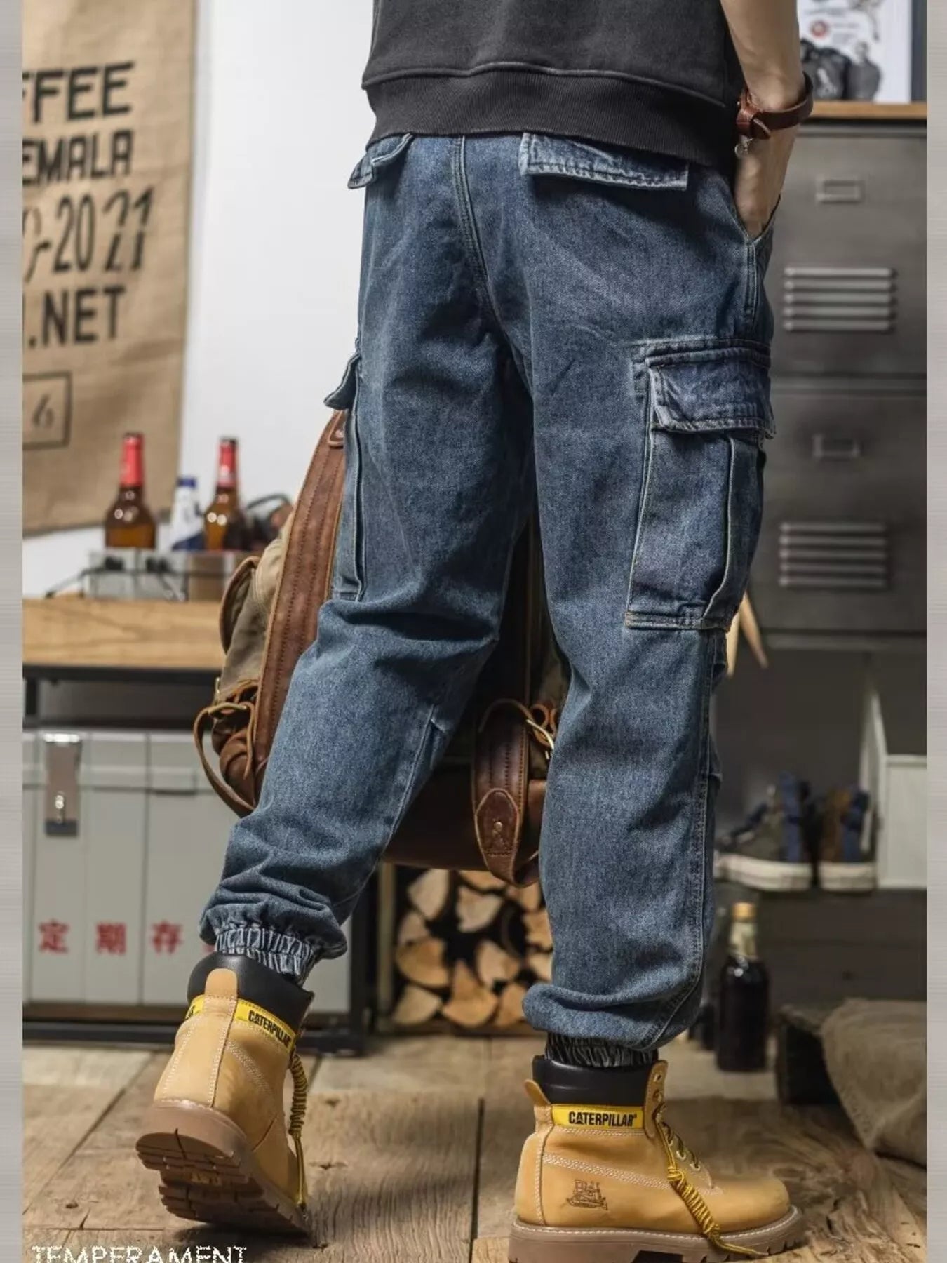 Men's Plus Size Vintage Wash Cargo Jeans