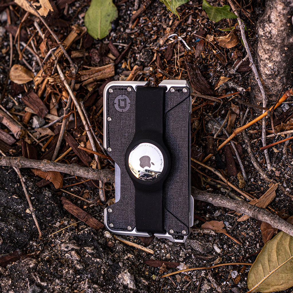 D01 AirTag Wallet