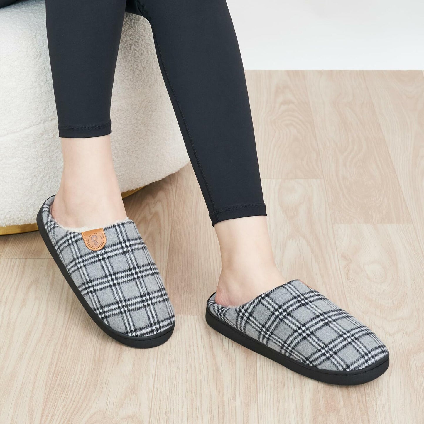 Ablanczoom Unisex Memory Foam House Slippers Grey-White Size 46/47