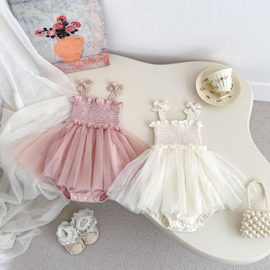 Summer Arrival Baby Girls Cute Solid Color Pleated Sleeveless Dress Design Strap Onesies