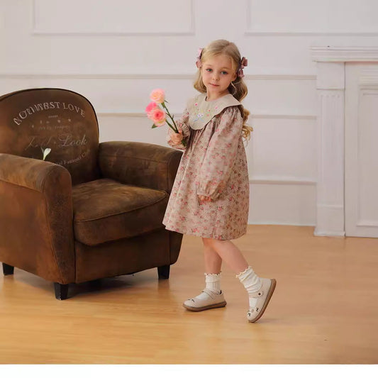 Design Autumn Girls Vintage Floral Long Sleeves Dress with Embroidery Collar
