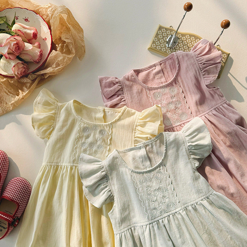 Summer Arrival Kids Girls Fly Sleeves Floral Pattern Embroidery Princess Dress