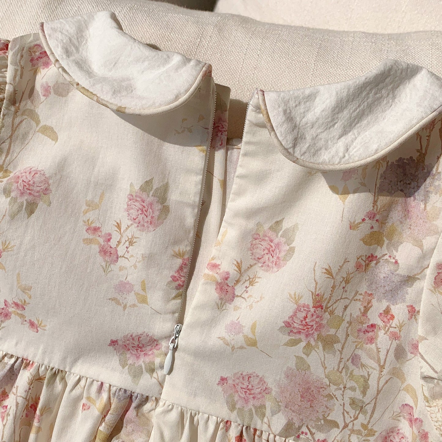 Summer Arrival Floral Pattern Short Sleeves Peter Pan Collar Dress for Stylish Girls
