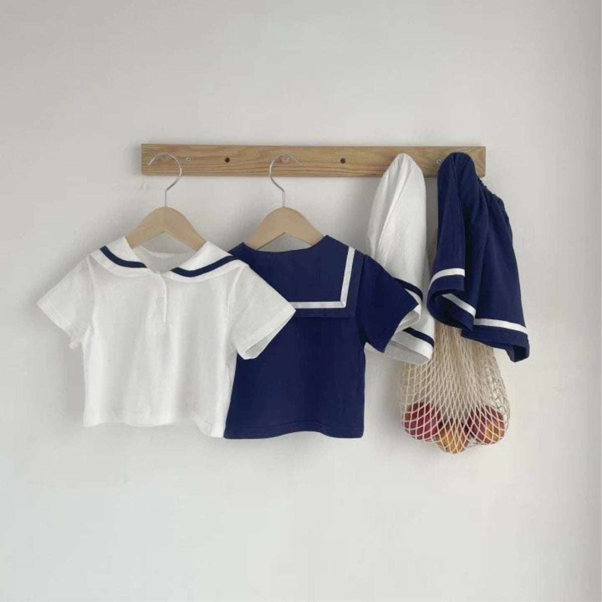 Summer Hot Selling Baby Kids Unisex Short Sleeves Preppy Top and Shorts Clothing Set
