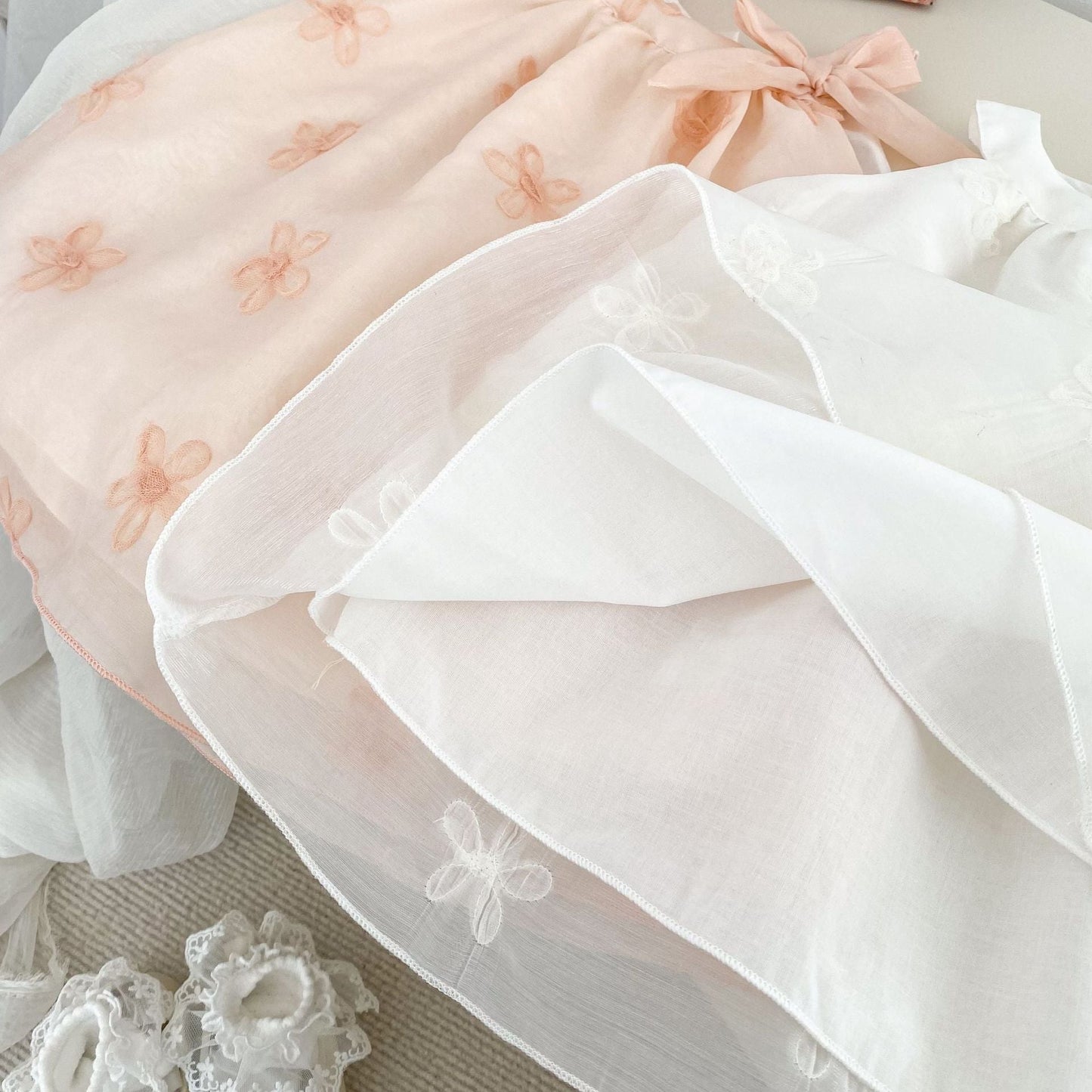 Summer Arrival Sleeveless Flowers Pattern Butterfly-bow Decorated Collar Dress for Stylish Girls