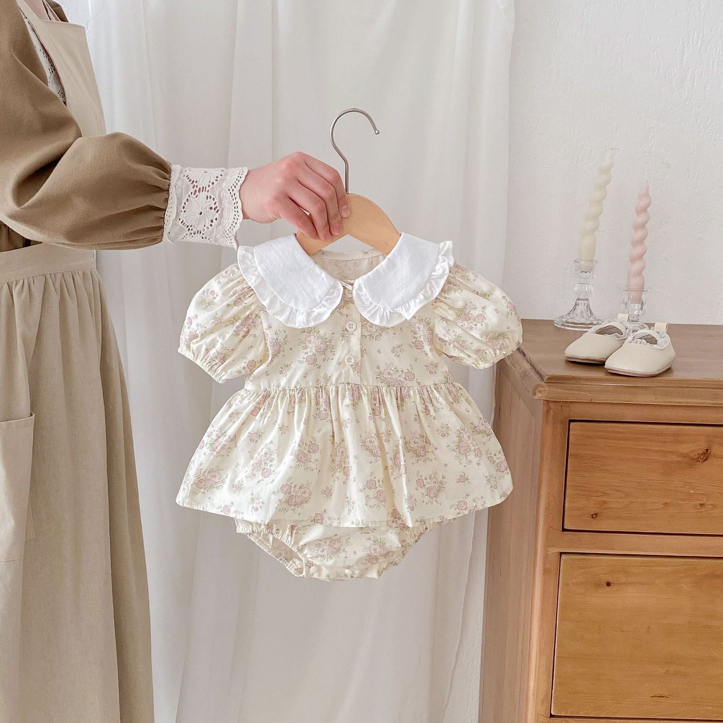 Summer Arrival Baby Girls Short Sleeves Flowers Pattern Peter Pan Collar Onesies Dress
