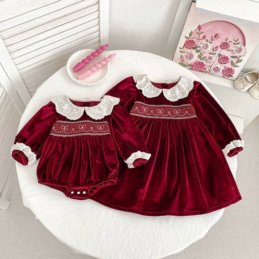 Autumn Baby Girls Long-sleeved Onesies and Dress – Princess Sister Matching Set with Hollow-out Collar