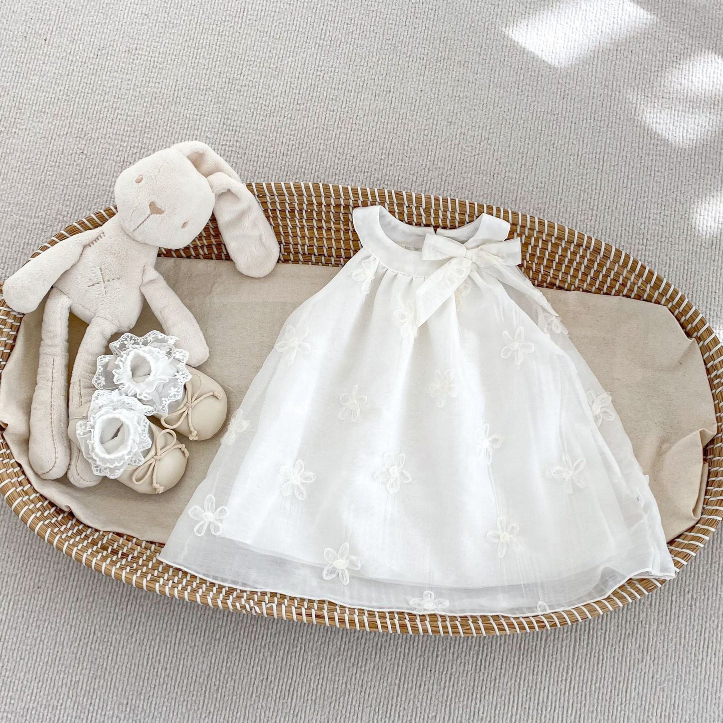 Summer Arrival Sleeveless Flowers Pattern Butterfly-bow Decorated Collar Dress for Stylish Girls