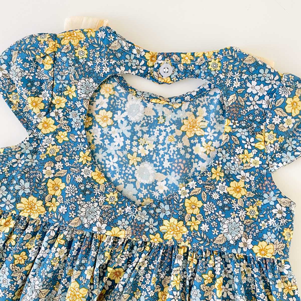 Baby Girls Floral Print Backless Design Doll-Neck Dress With Bow Decoration