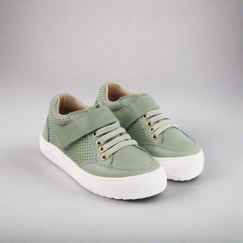 The Play Perfect Low Top