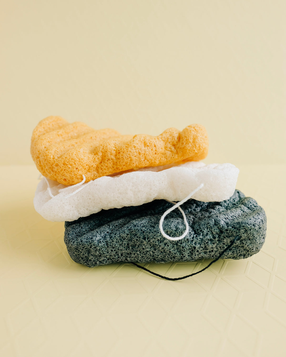 PURE SOL. Beauty Body Buff Turmeric Konjac Body Sponge