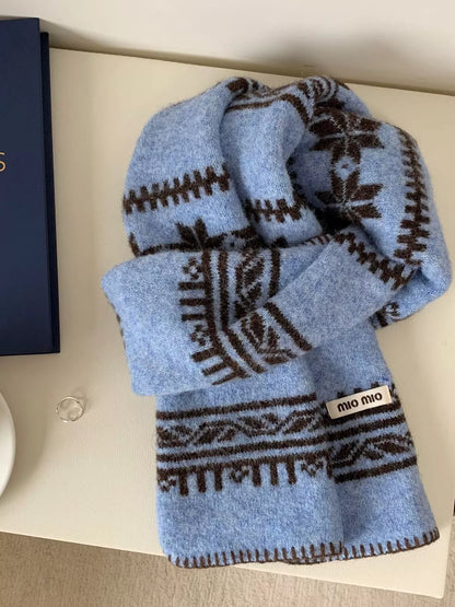 Vintage Pattern Knitted Scarf