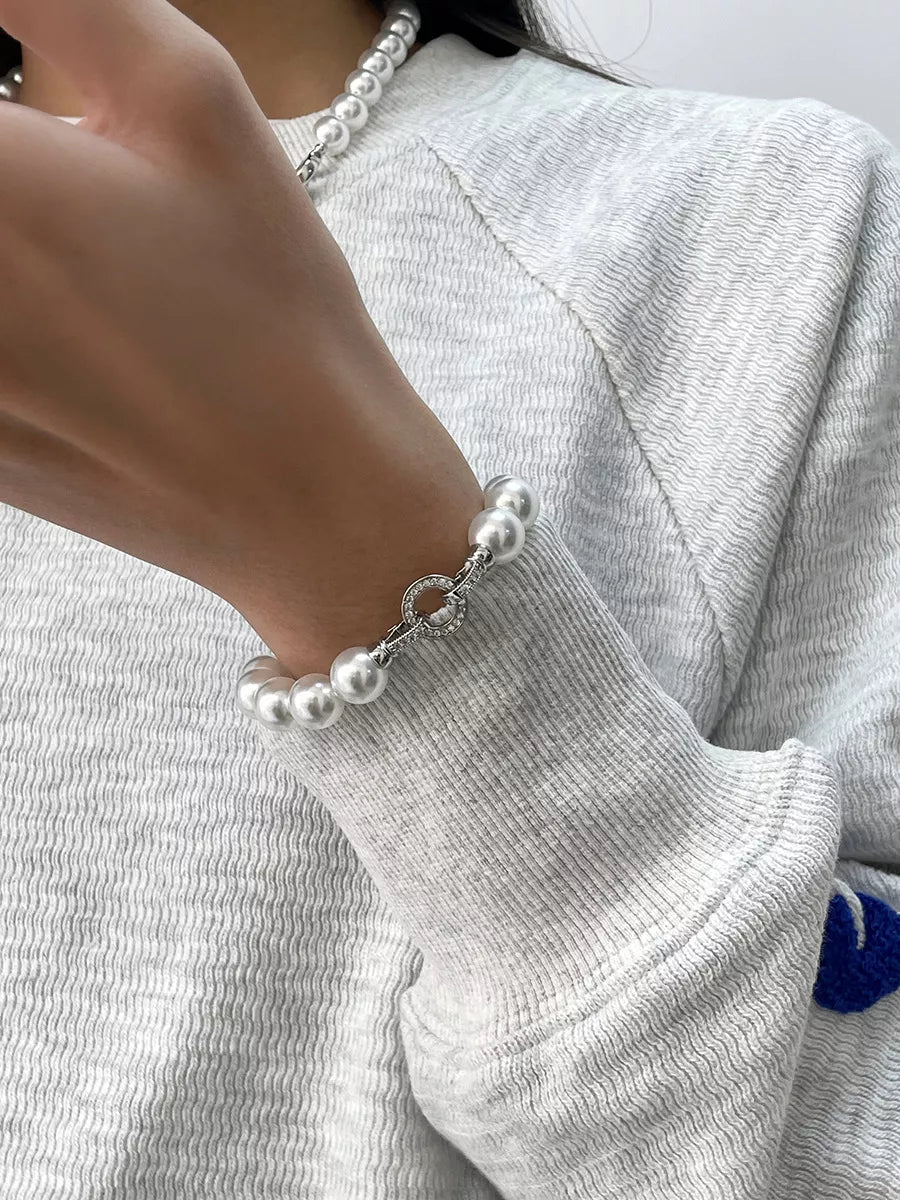 Pearl Beaded Bracelet with Clasp