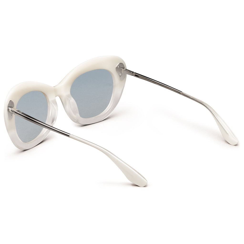 Faye: Polished Ivory Fade - Chrome / Light Blue Chrome Flash Lens