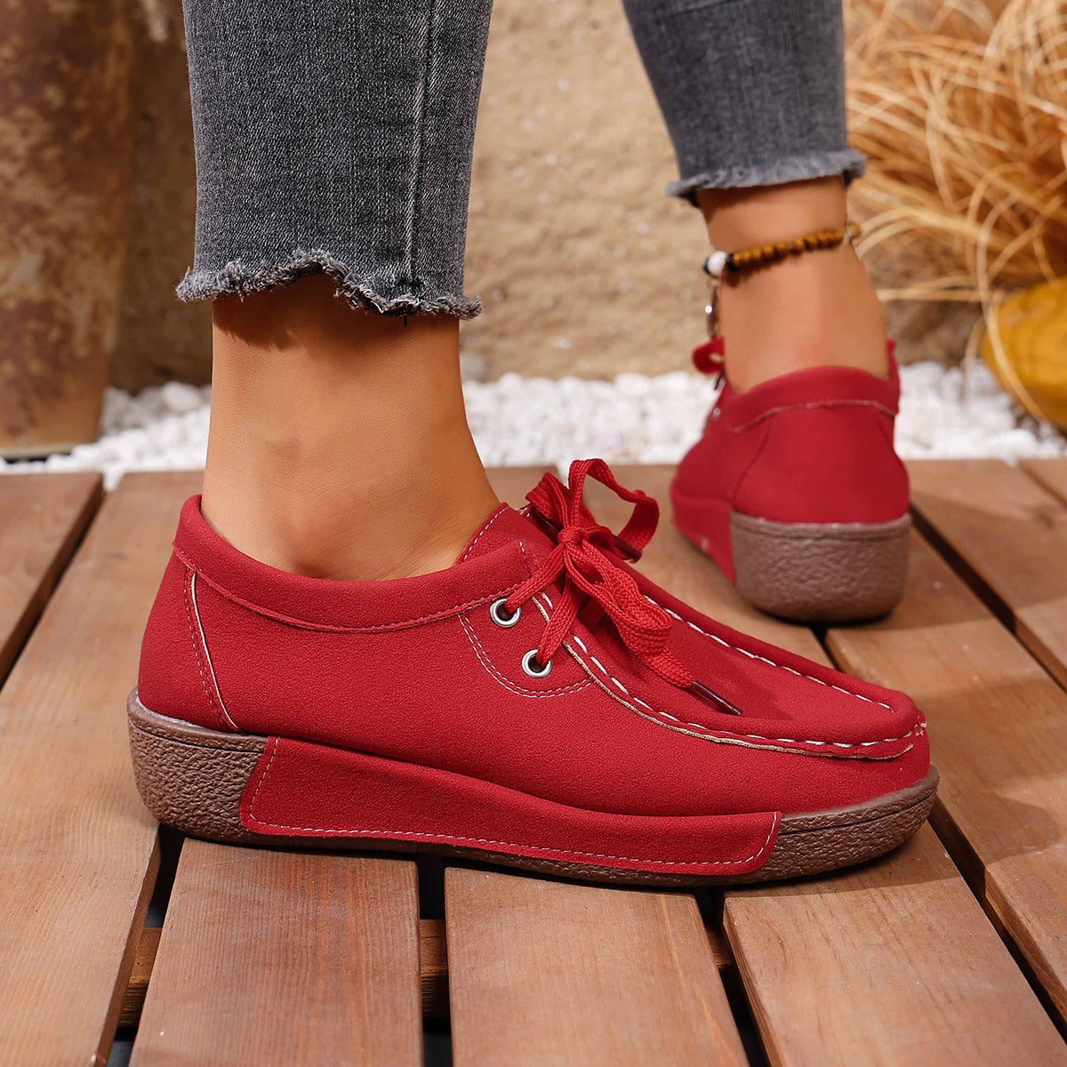 Lace Up Round Toe Sneakers