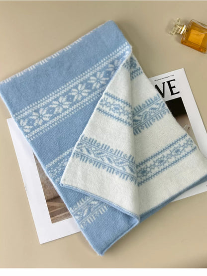 Winter Snowflake Pattern Knitted Scarf