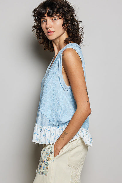 POL Floral Print V-Neck Textured Tank