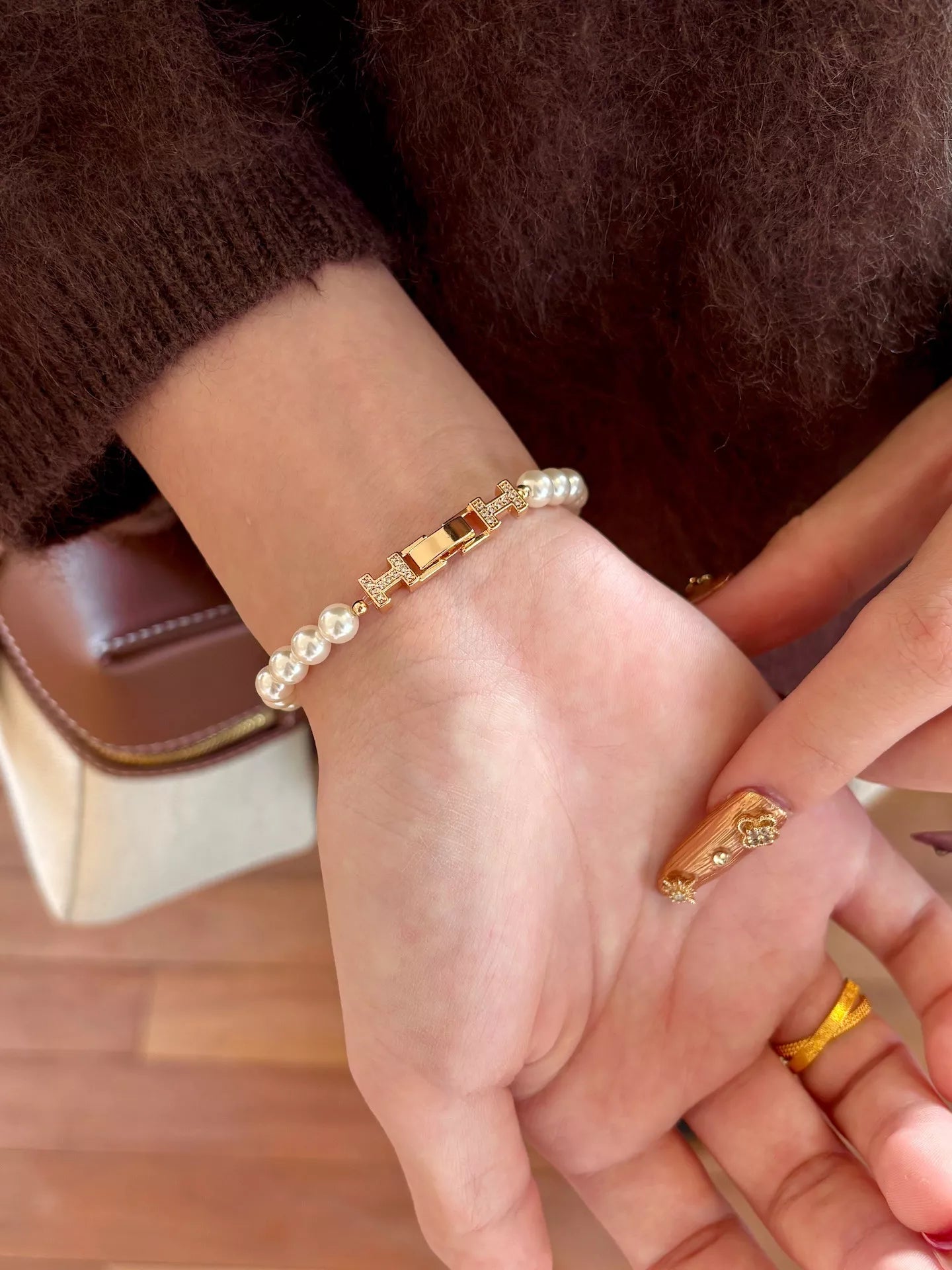 Pearl Double H Buckle Bracelet