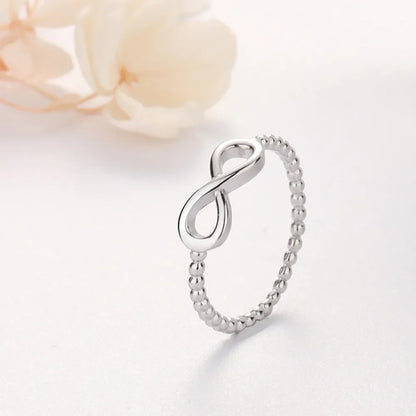 Number 8 Zircon 925 Sterling Silver Ring
