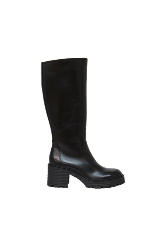 Sarita Boots