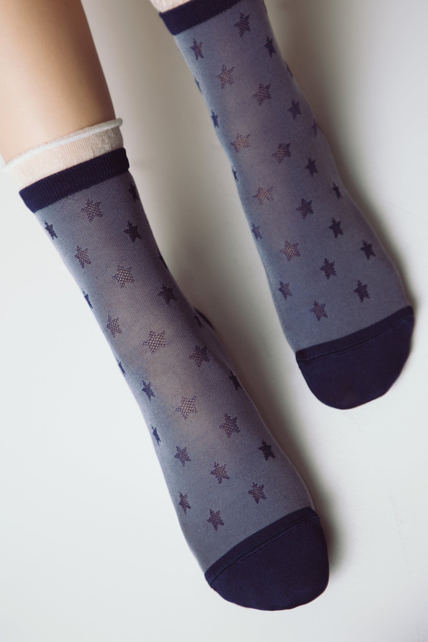 Conte Socks Classic - 491 Glossy Pattern and Decorative Transparent Mesh