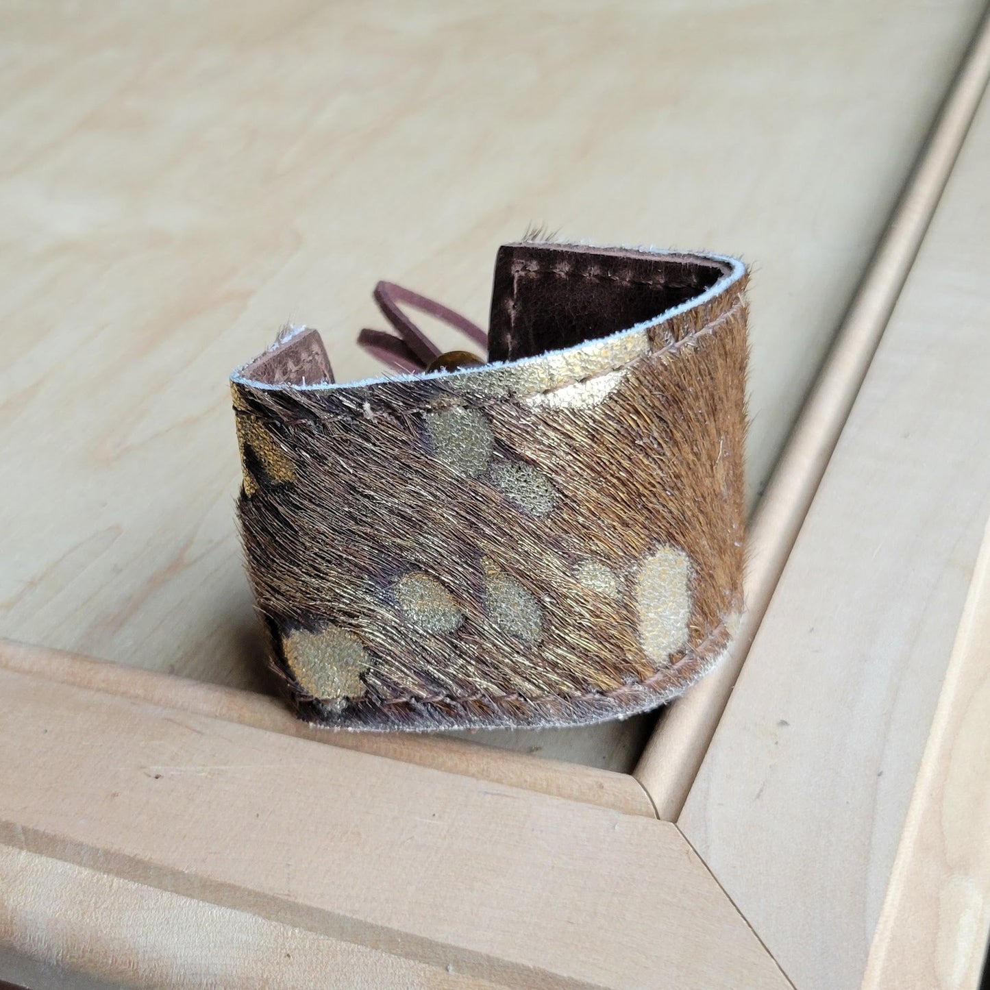 **Wide Leather Cuff w/ Adjustable Tie-Dark Metallic 001oh