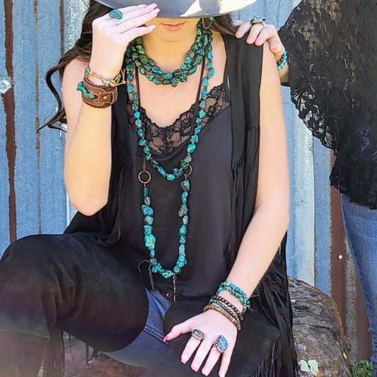 **Large Triple Strand Natural Turquoise & Wood Collar Necklace 252x
