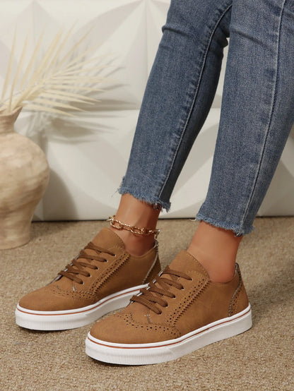 Lace Up Round Toe Platform Sneakers