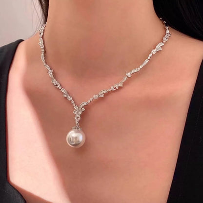 Zircon Pearl Pendant Necklace