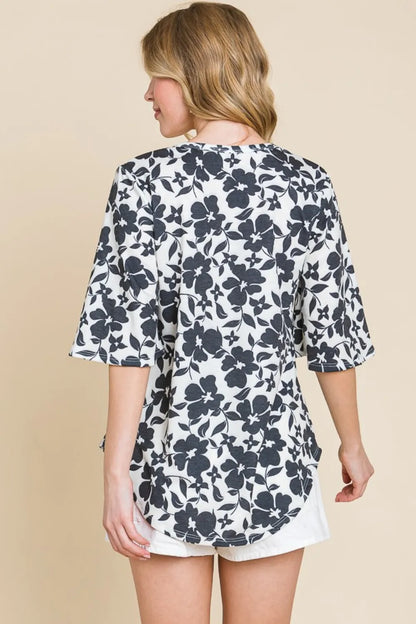 BOMBOM Floral Decorative Button V-Neck Top