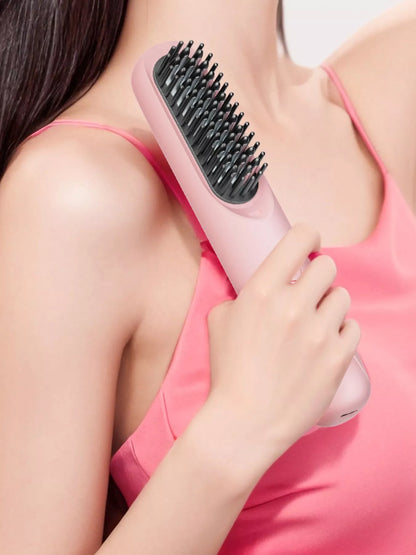 Portable Heated Straightening Comb