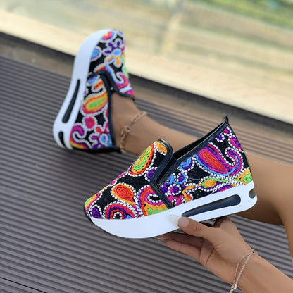 Printed Platform Round Toe Sneakers