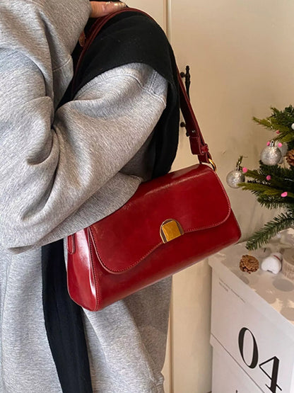Golden Clasp Shoulder Bag