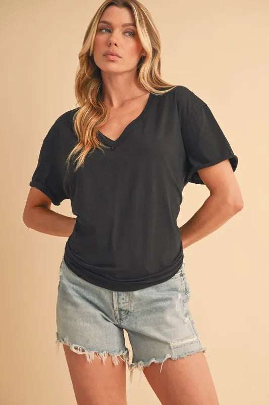 Aemi+Co V-Neck Short Sleeve T-Shirt