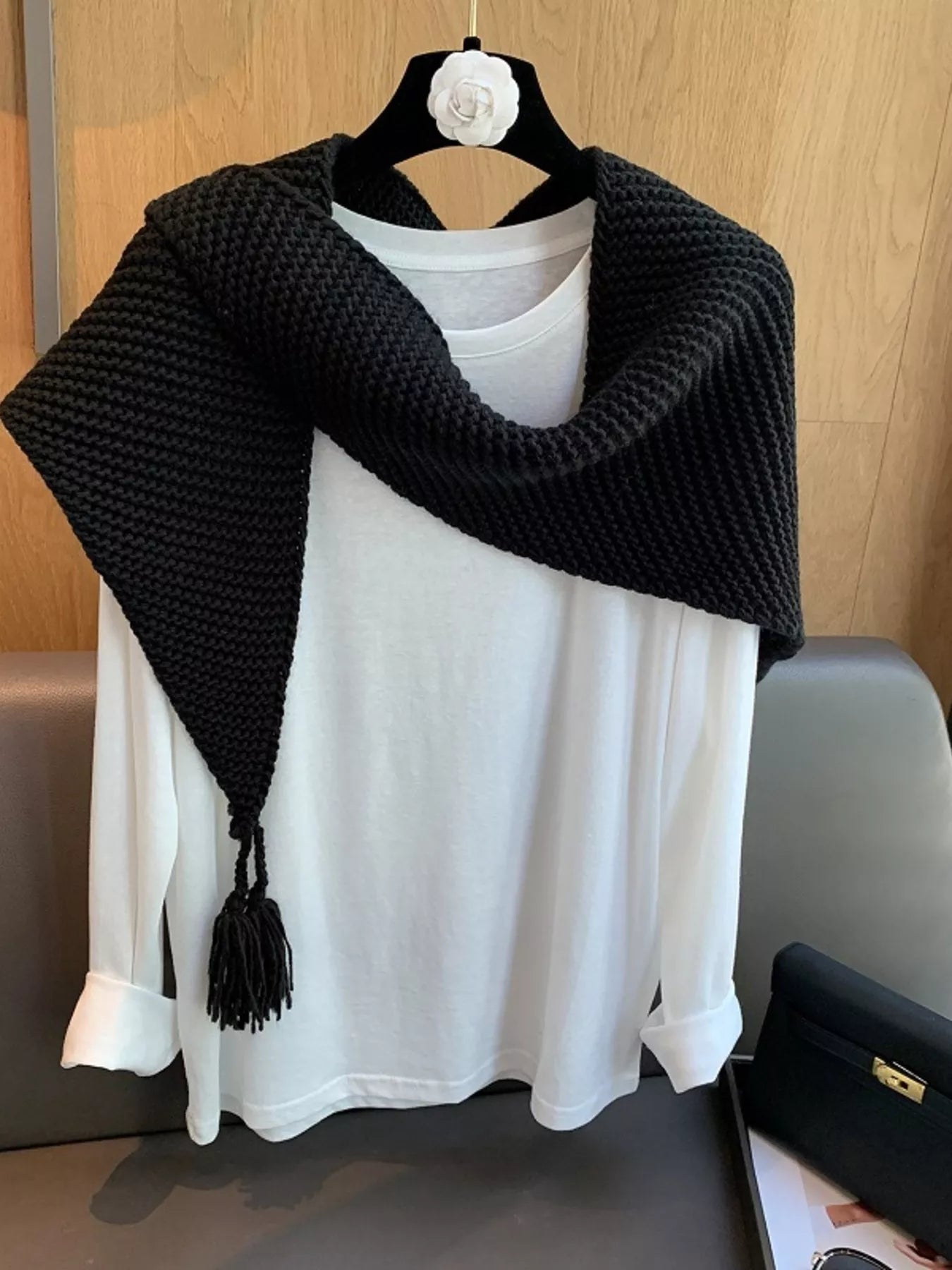 Chunky Knit Tassel Scarf