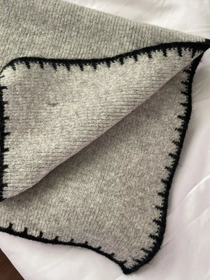 Contrast Trim Knit Scarf