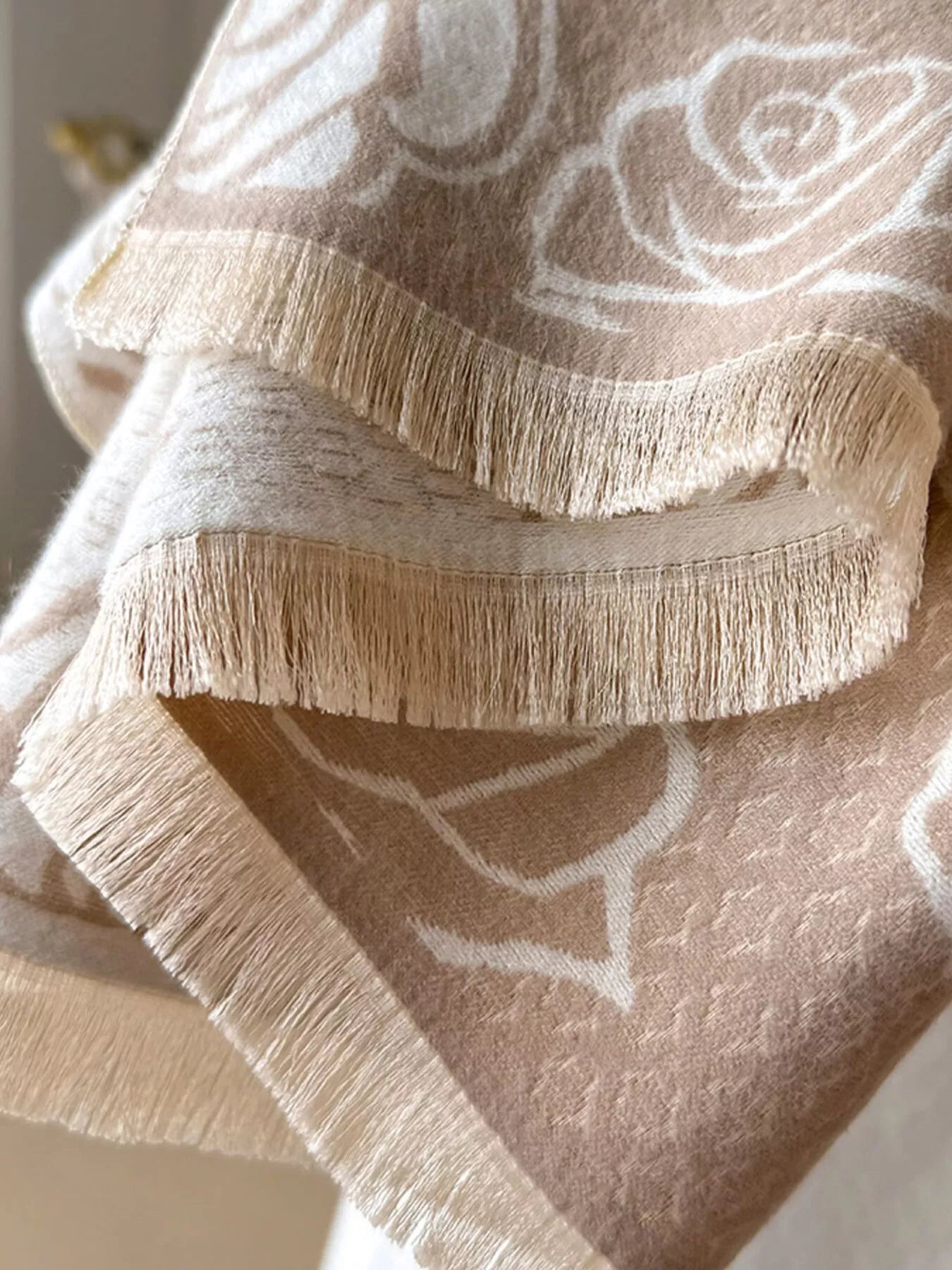 Rose Pattern Warm Scarf