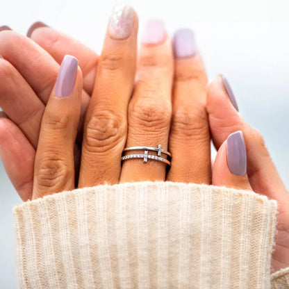 Double Band Cross Ring