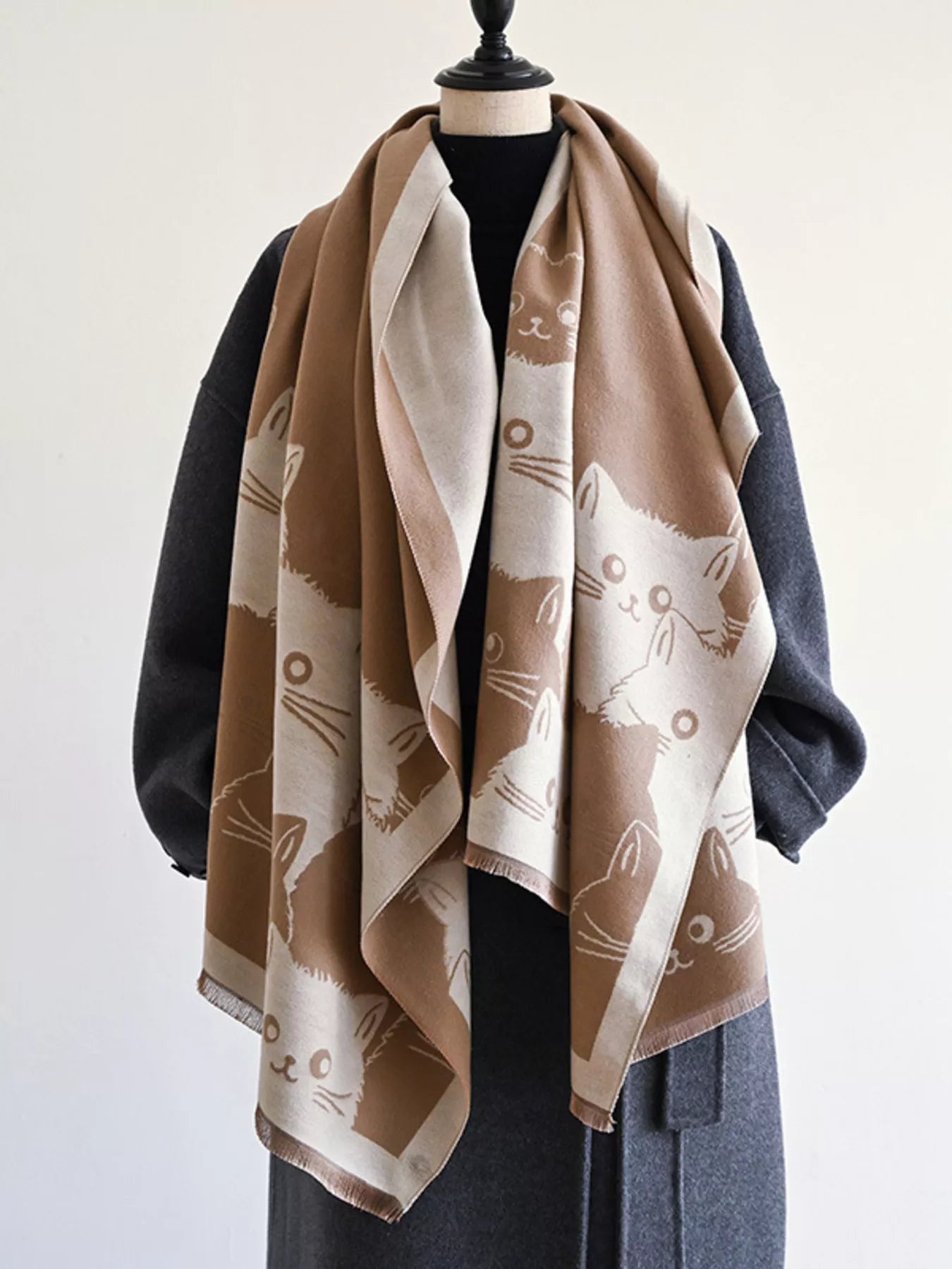 Cute Cat Pattern Knitted Scarf