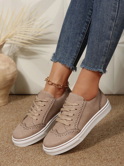 Lace Up Round Toe Platform Sneakers